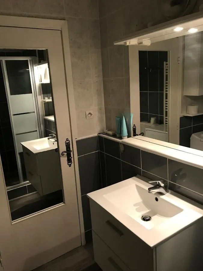 Appartement Studio Nice Centre garibaldi port plage